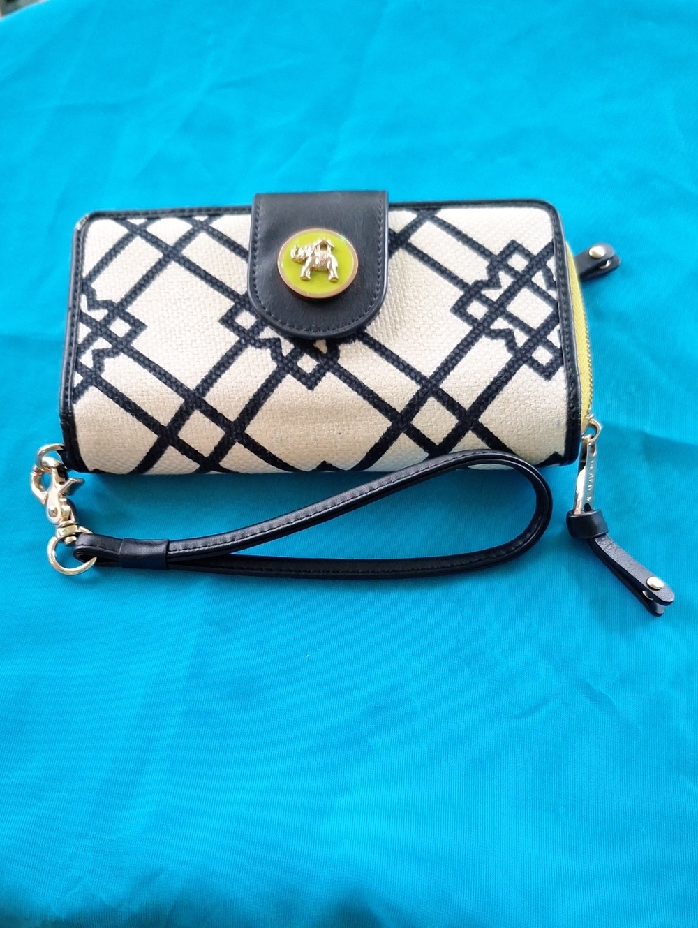 Spartina 449 Black and Cream Geometric Wristlet Clutch